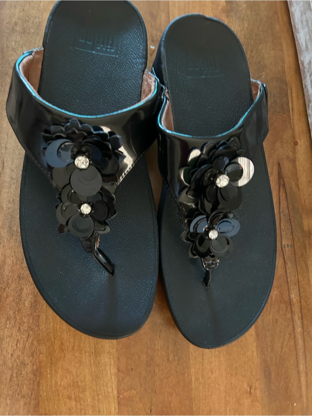 Fitflop Black Floral Sequin Thong Sandals with Gem Accents